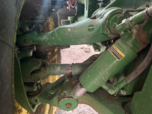 2012 John Deere 8360R Tractor