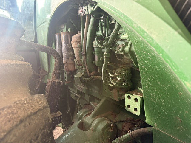 2012 John Deere 8360R Tractor