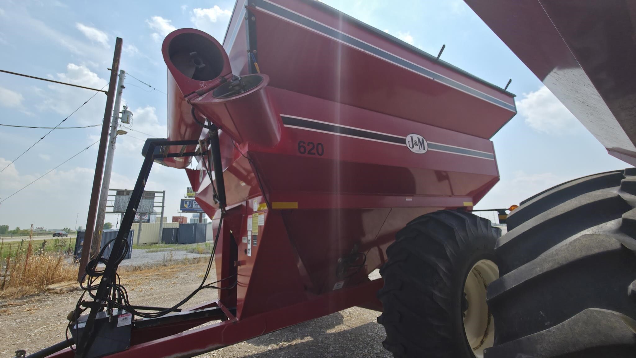 2004 J&M 620-14 Grain Cart