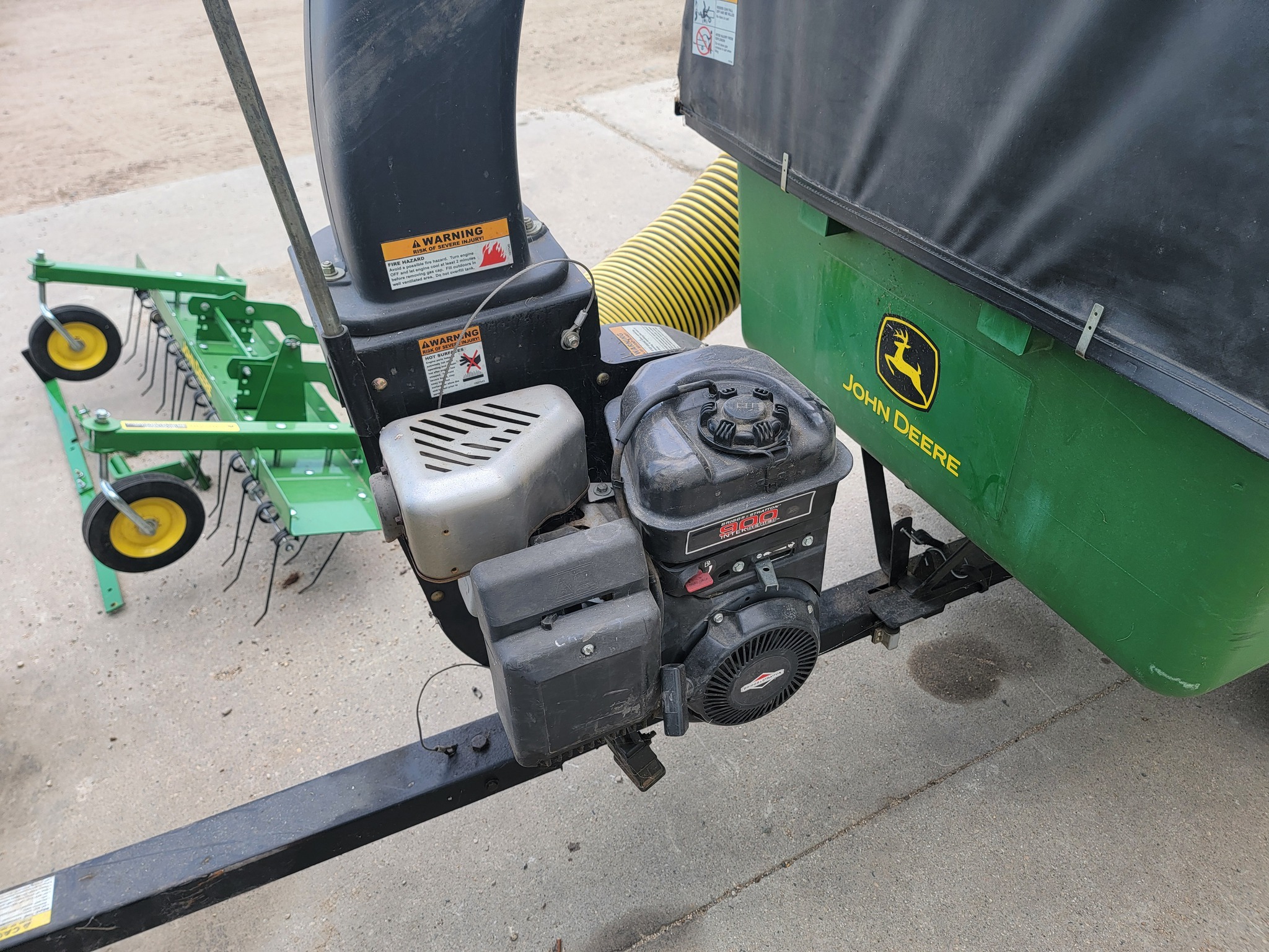 2009 John Deere Z925A Lawn Mower