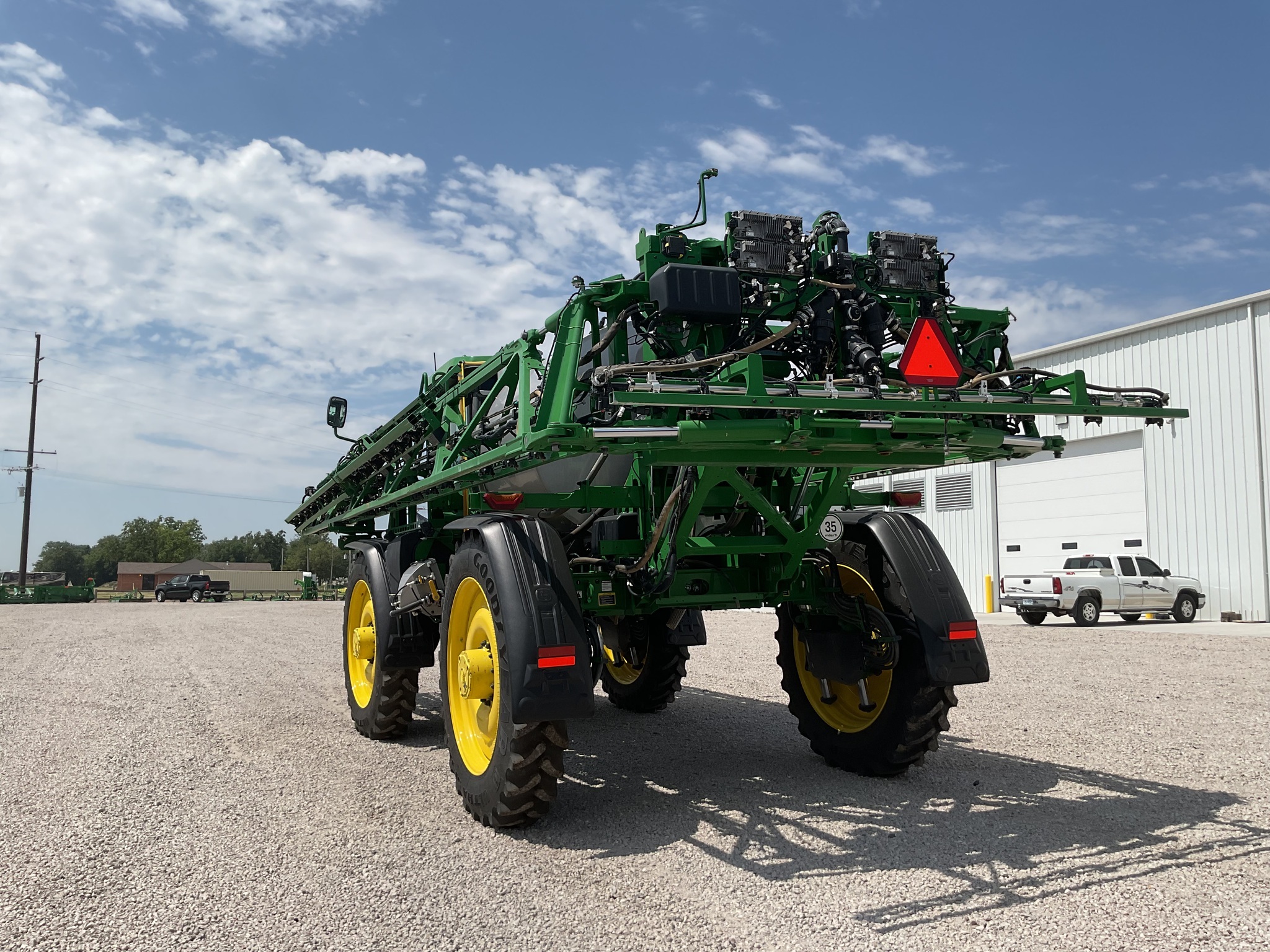 2025 John Deere 616R Self-Propelled Sprayer