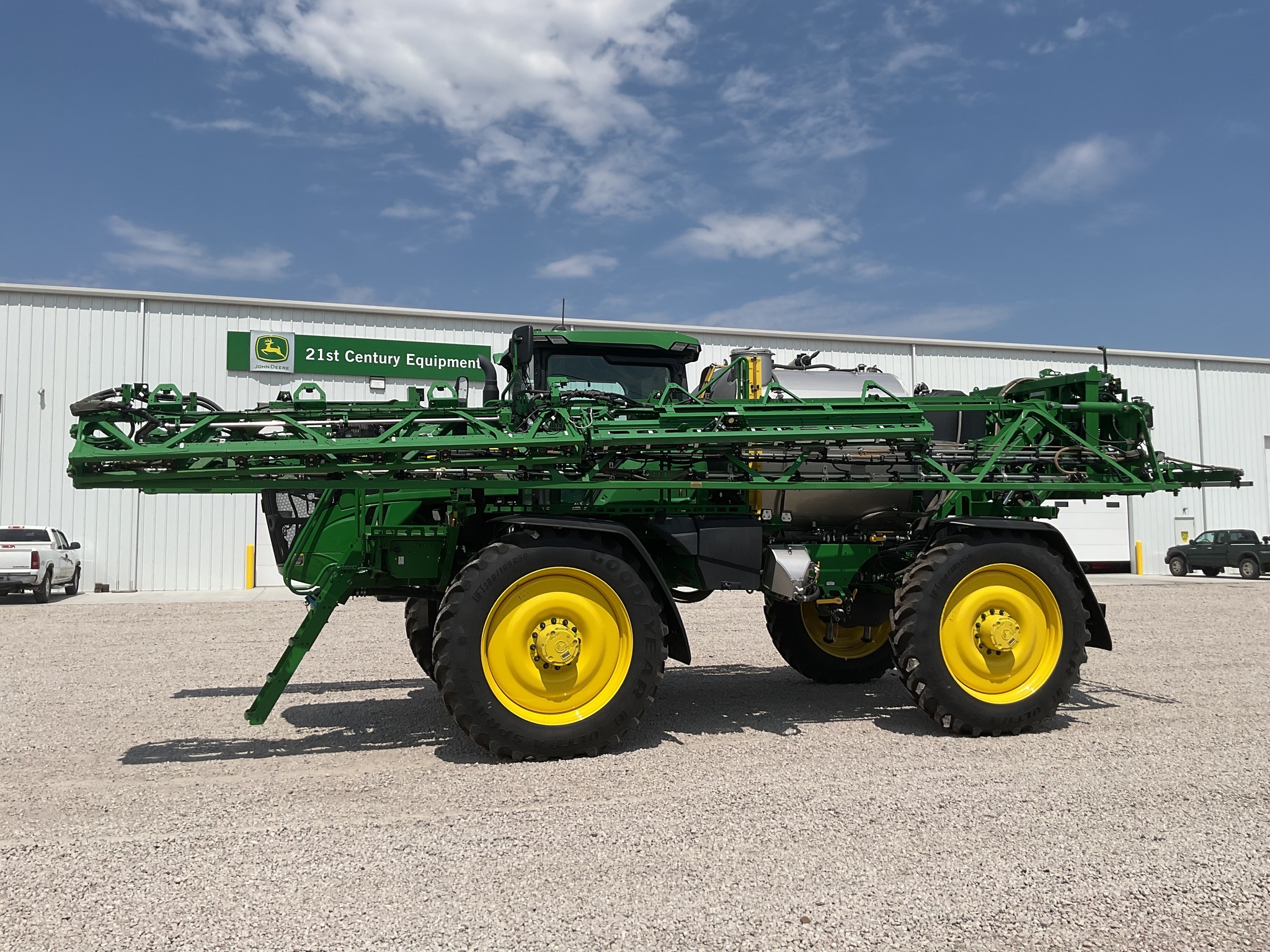 2025 John Deere 616R Self-Propelled Sprayer