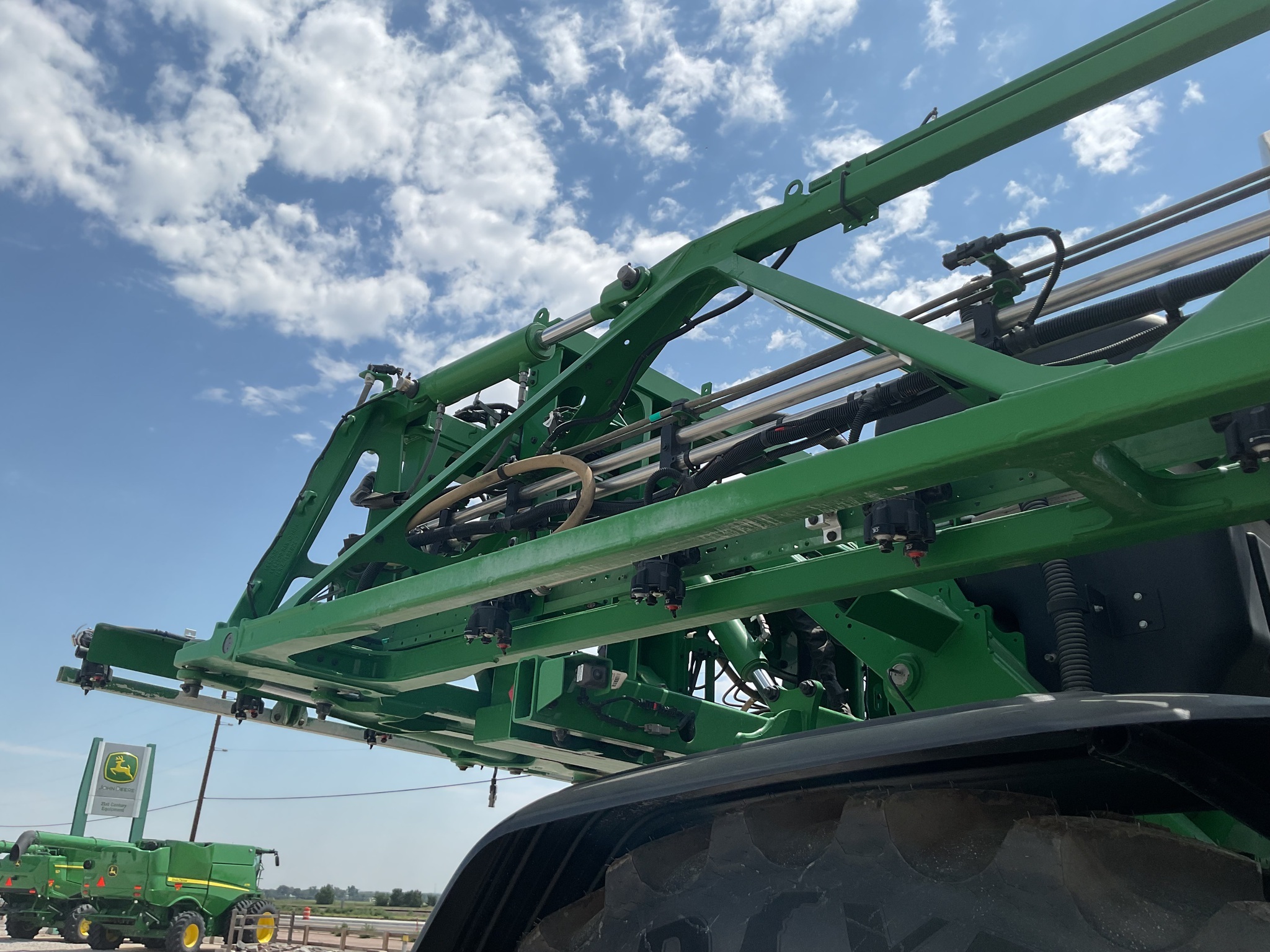 2025 John Deere 616R Self-Propelled Sprayer