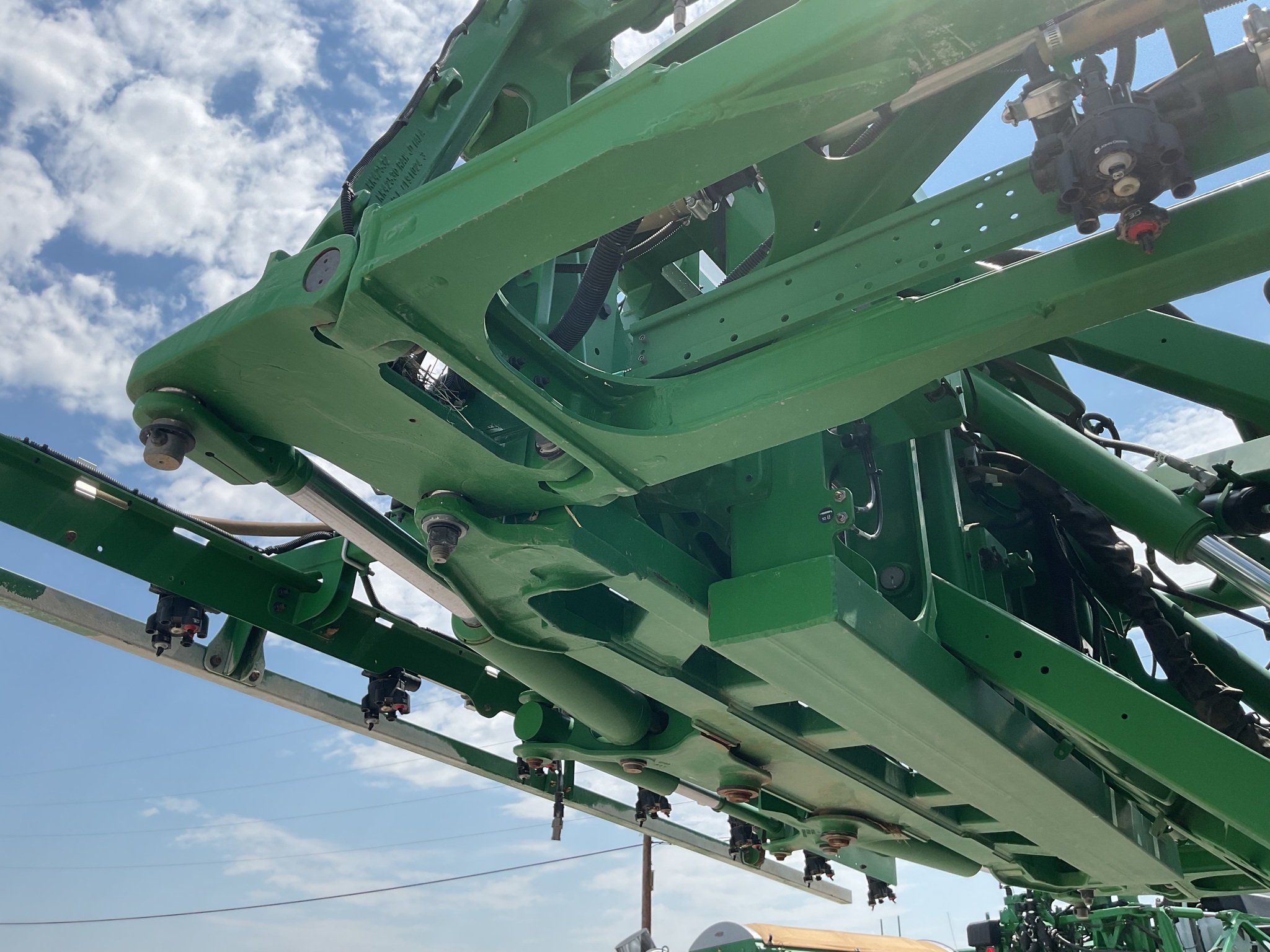 2025 John Deere 616R Self-Propelled Sprayer