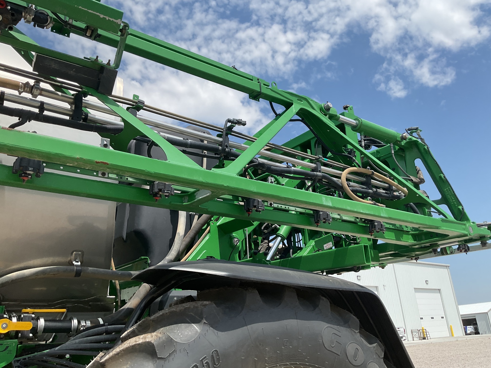 2025 John Deere 616R Self-Propelled Sprayer