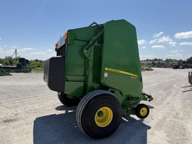  John Deere 560M Round Baler