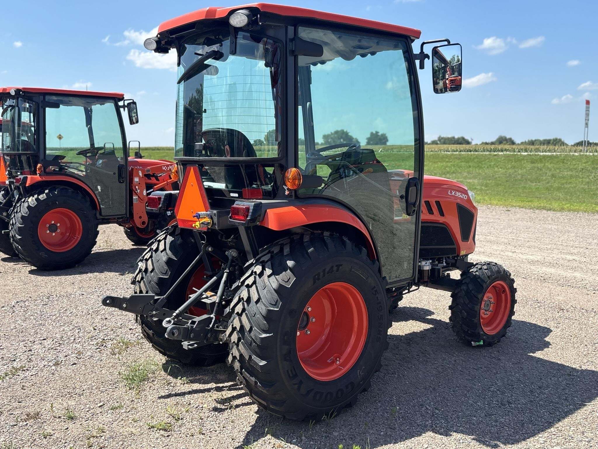 2026 Kubota LX3520HSDC Tractor