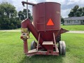  New Holland 353 Grinders and Mixer