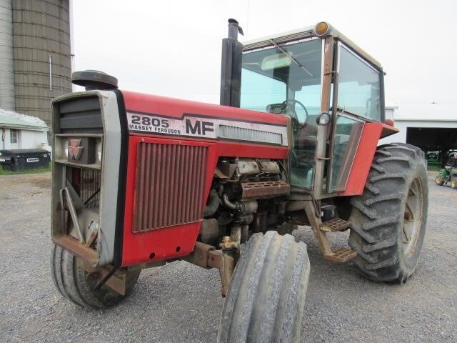 1975 Massey Ferguson 2805 Tractor