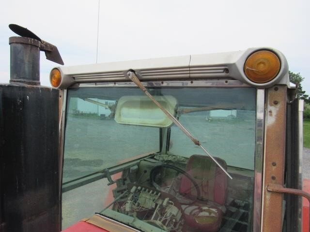 1975 Massey Ferguson 2805 Tractor