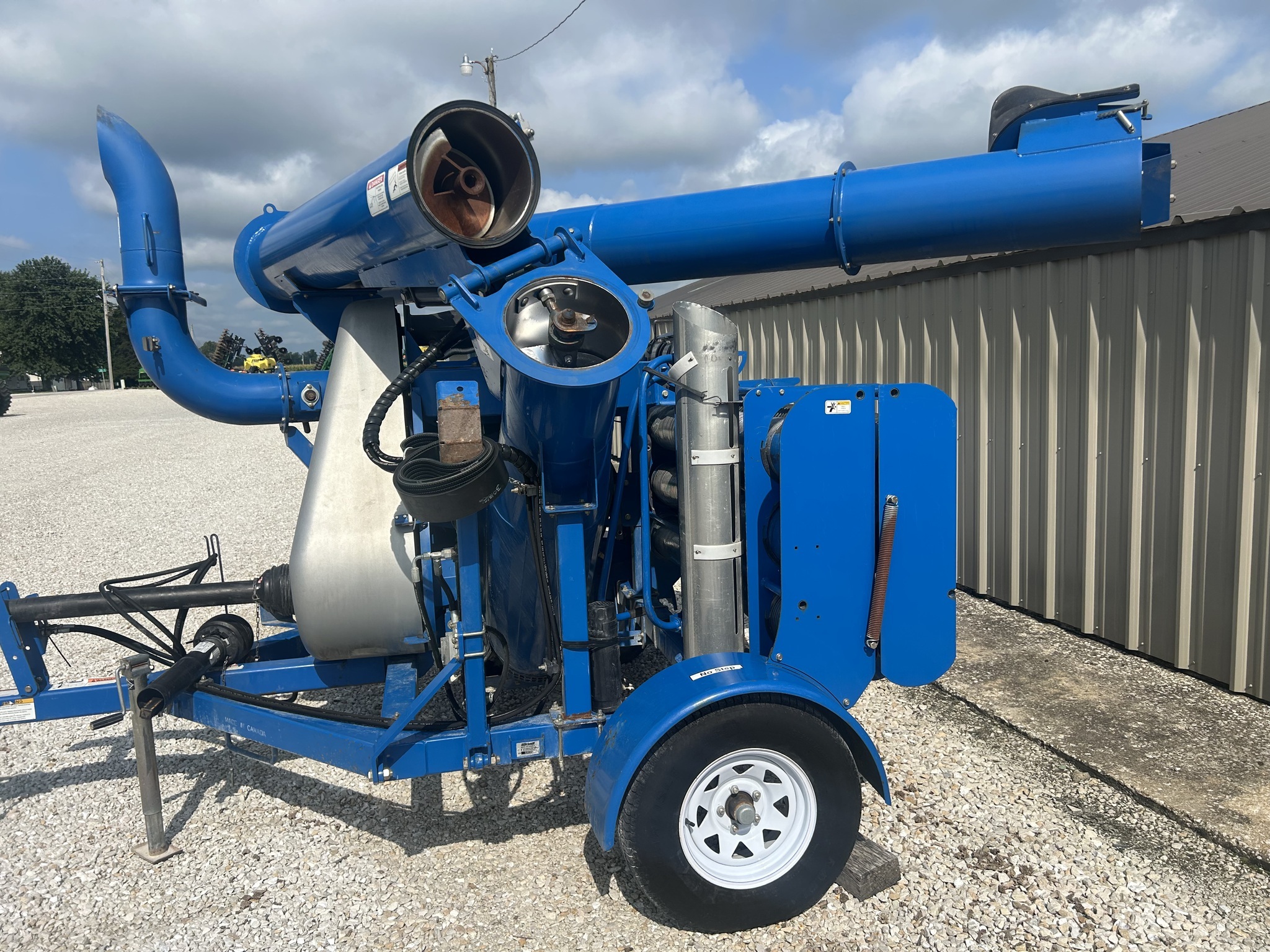 2017 Brandt 7500HP Grain Vac