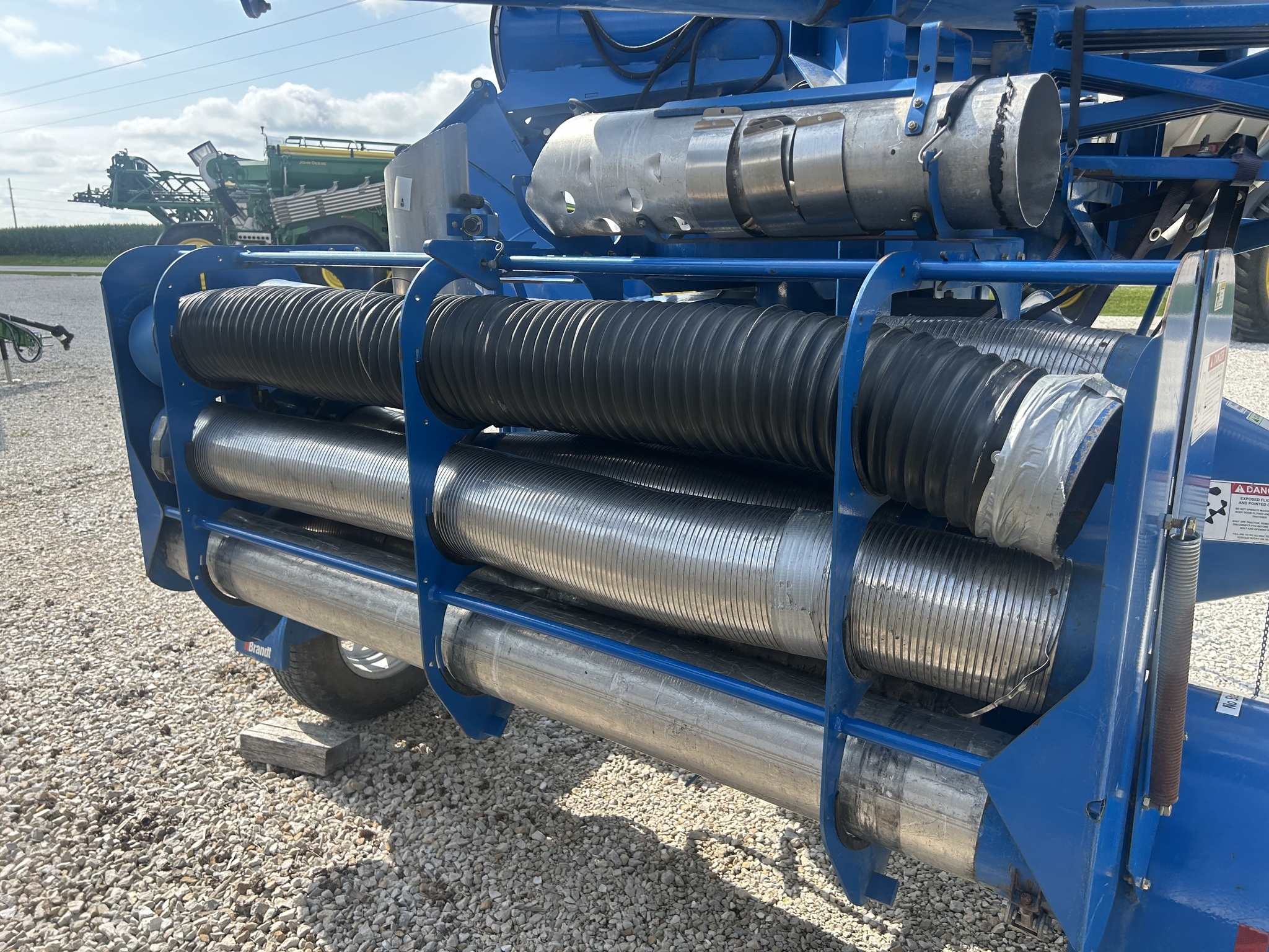 2017 Brandt 7500HP Grain Vac