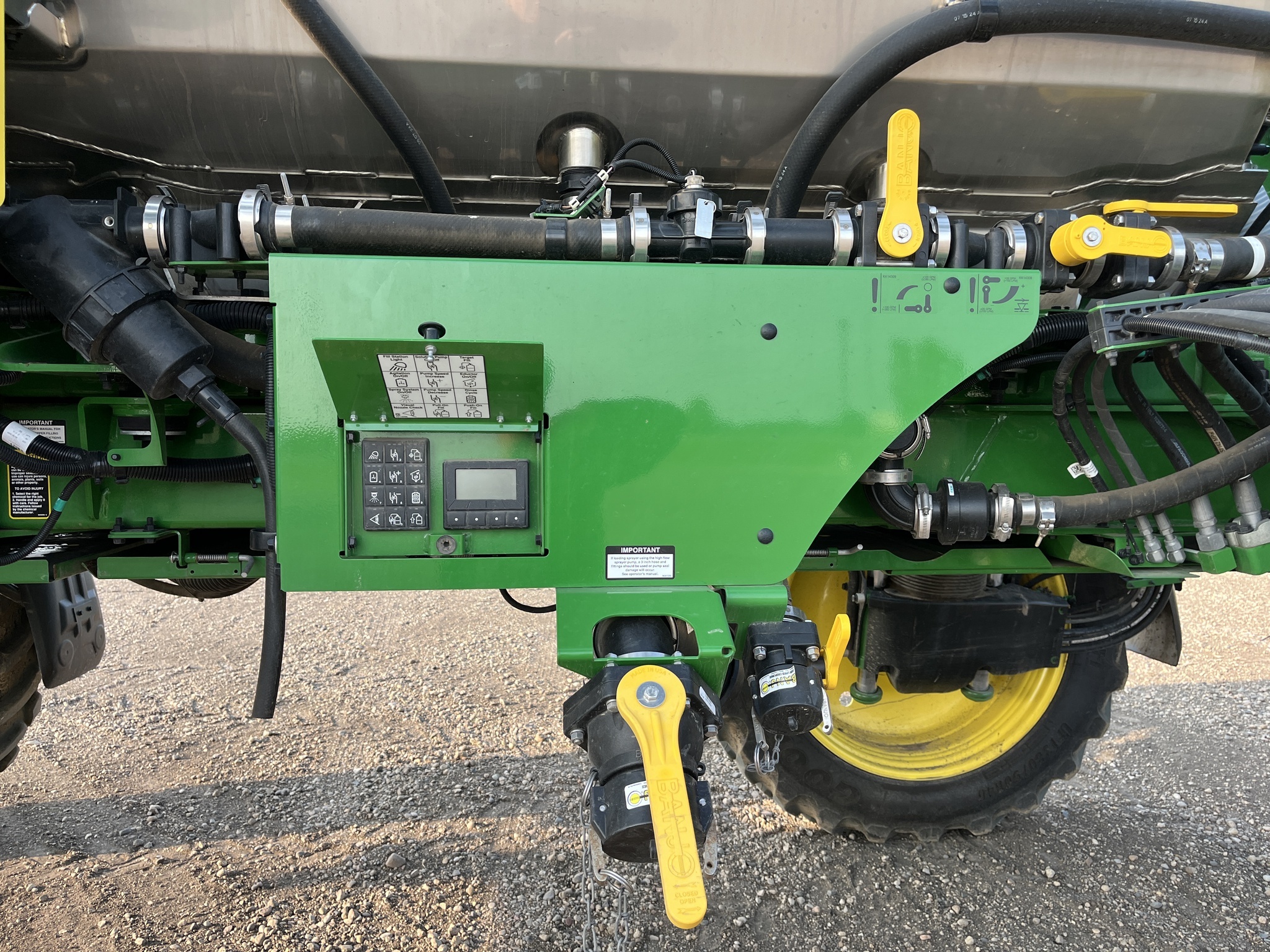 2025 John Deere 412R Self-Propelled Sprayer