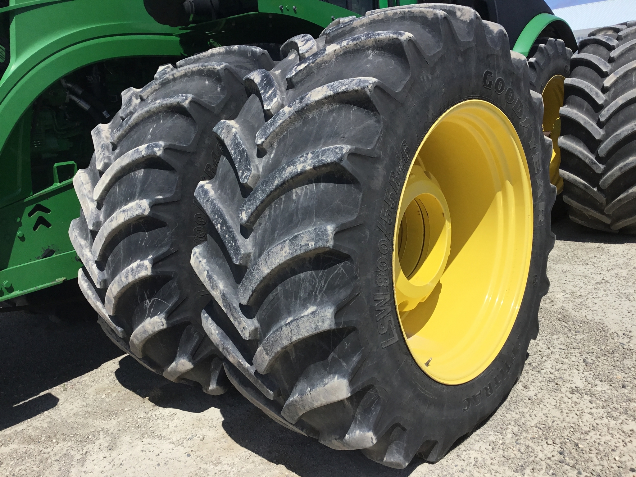 2018 John Deere 9620R Tractor