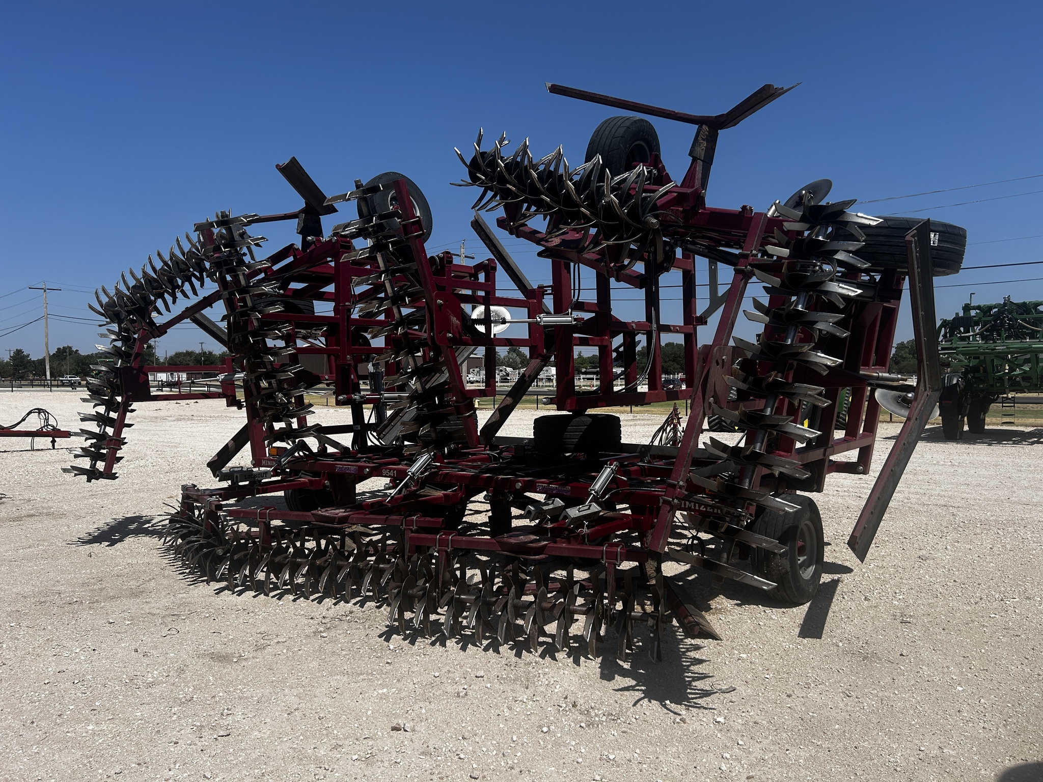 2021 Premier 9x6 Minimizer Field Cultivator