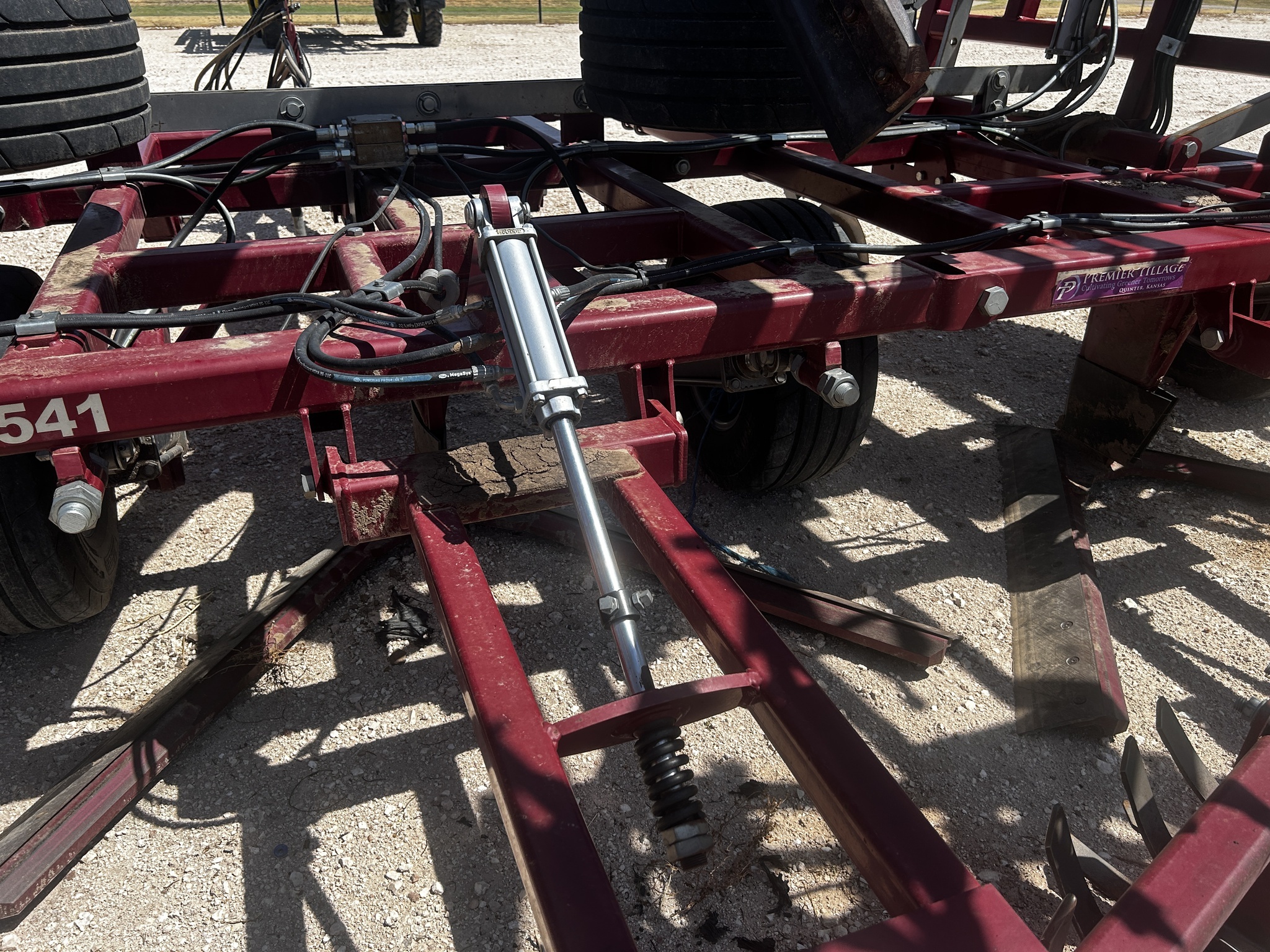2021 Premier 9x6 Minimizer Field Cultivator