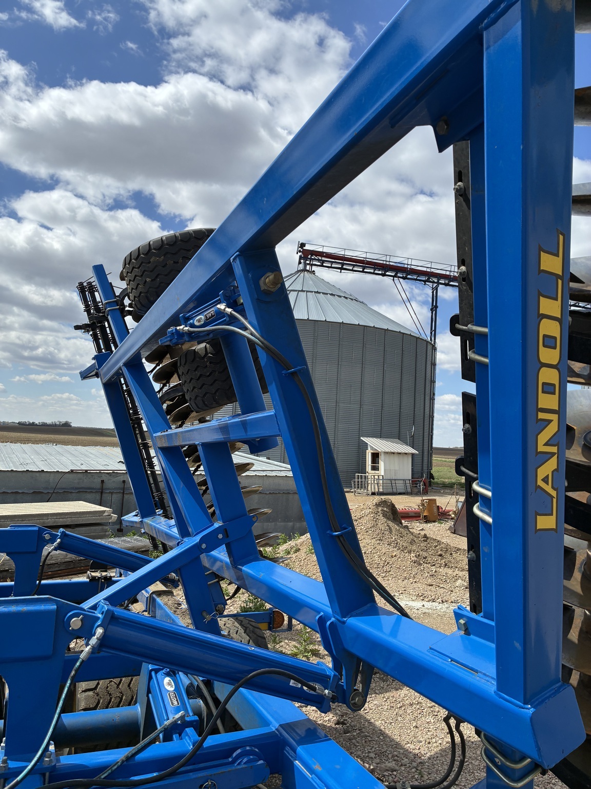 2022 Landoll 6231-33 Disk