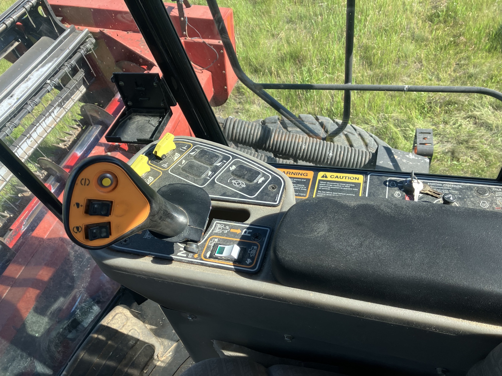 2002 Case IH WDX1101 Self-Propelled Windrowers and Swather