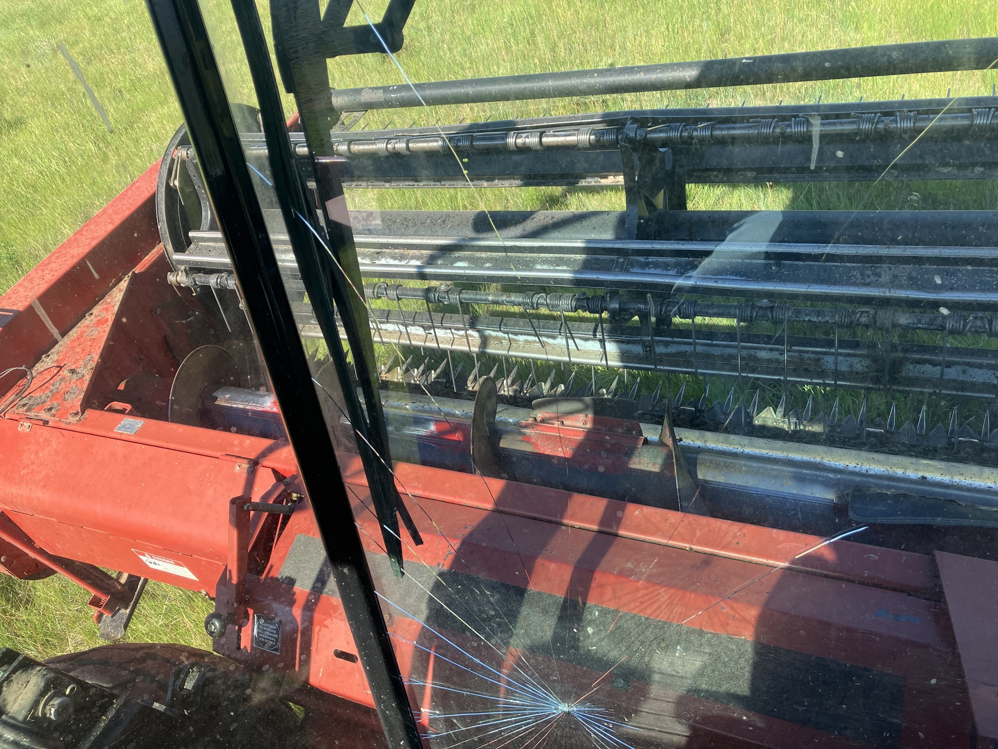 2002 Case IH WDX1101 Self-Propelled Windrowers and Swather