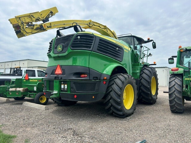 2021 John Deere 9900 Self-Propelled Forage Harvester