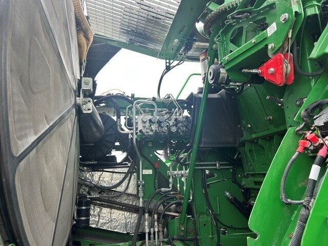 2021 John Deere 9900 Self-Propelled Forage Harvester