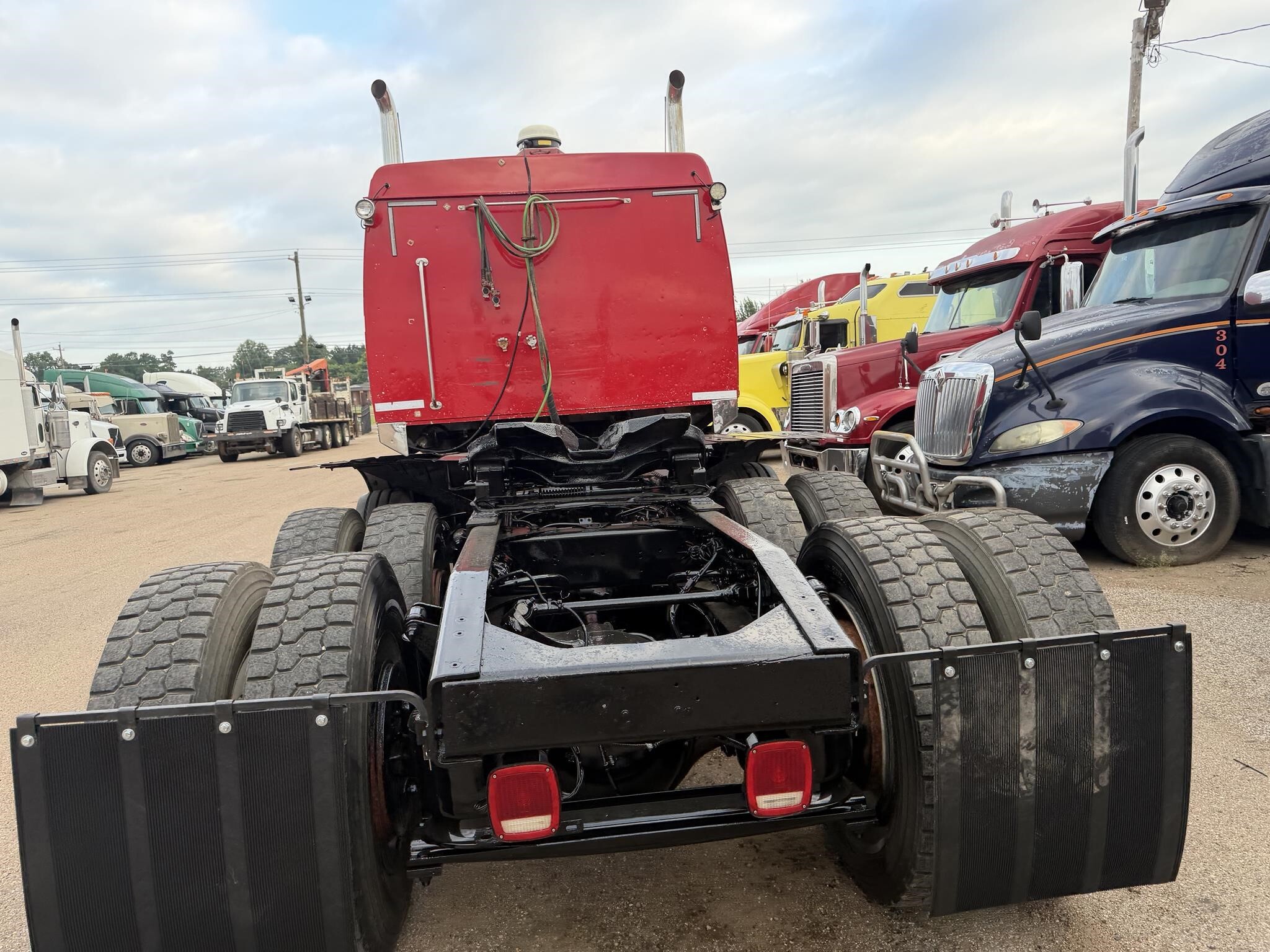 2015 Western Star 4900 Semi Trucks/Trailer