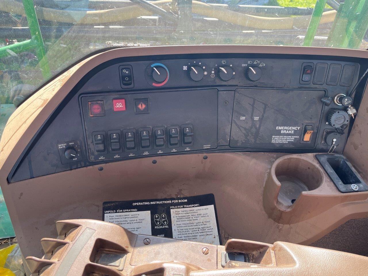 2009 John Deere 4830 Self-Propelled Sprayer
