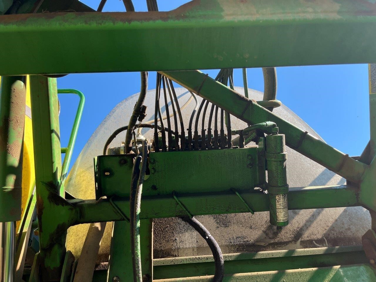 2009 John Deere 4830 Self-Propelled Sprayer