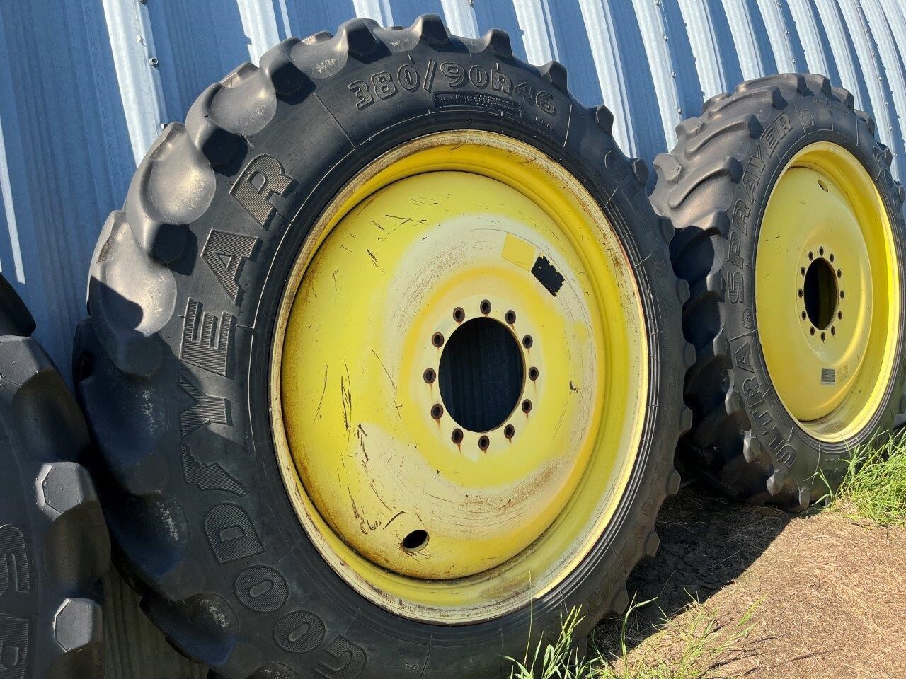 2009 John Deere 4830 Self-Propelled Sprayer