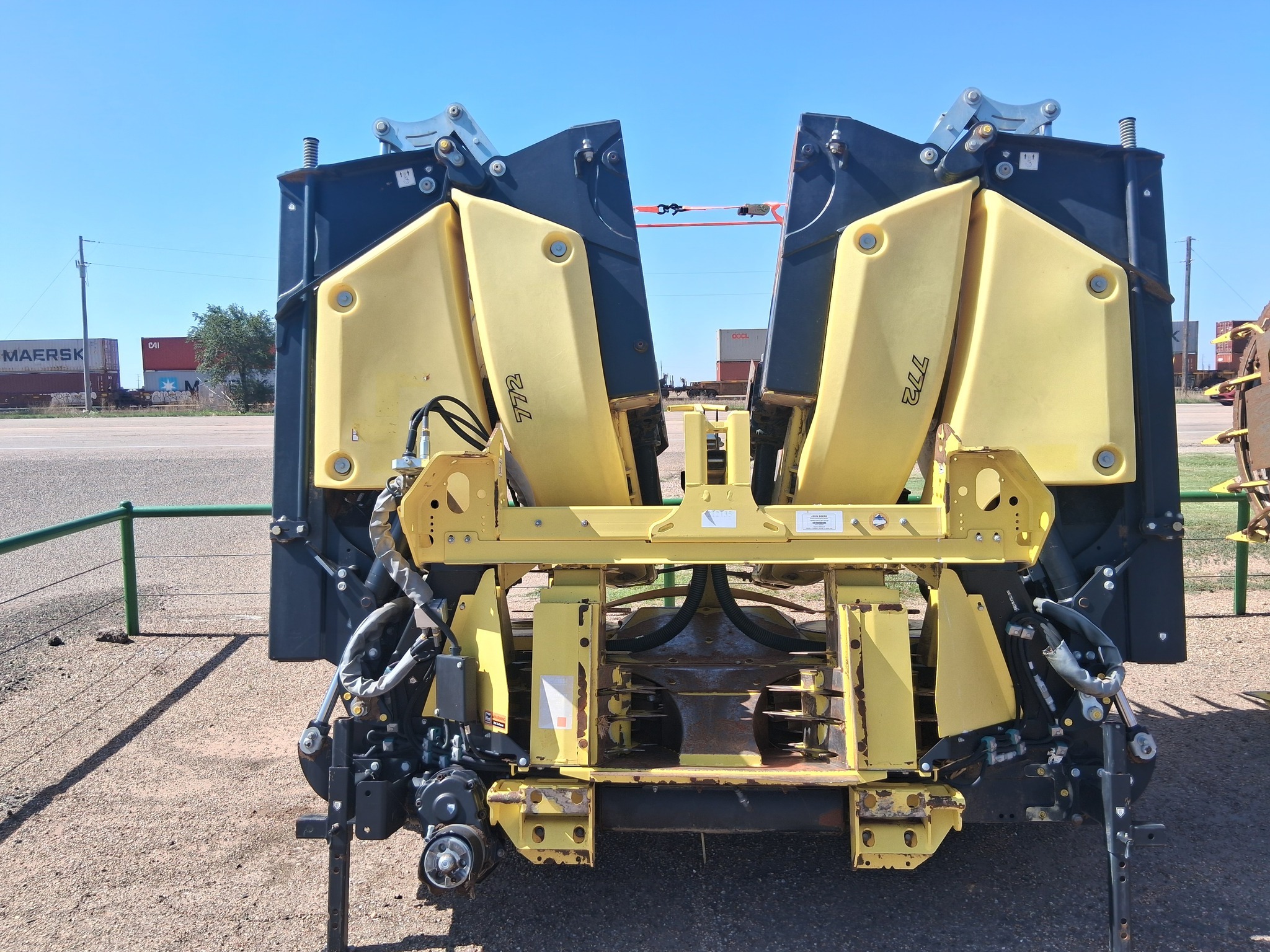 2020 John Deere 772 Corn Head