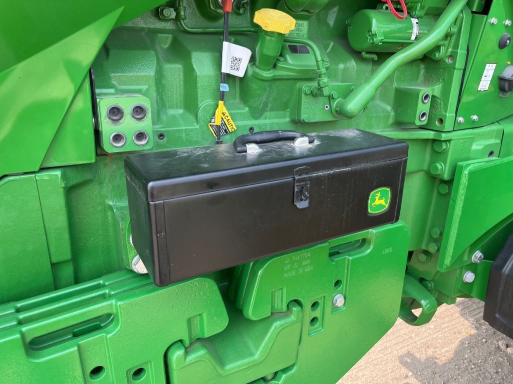 2024 John Deere 8RT 370 Tractor