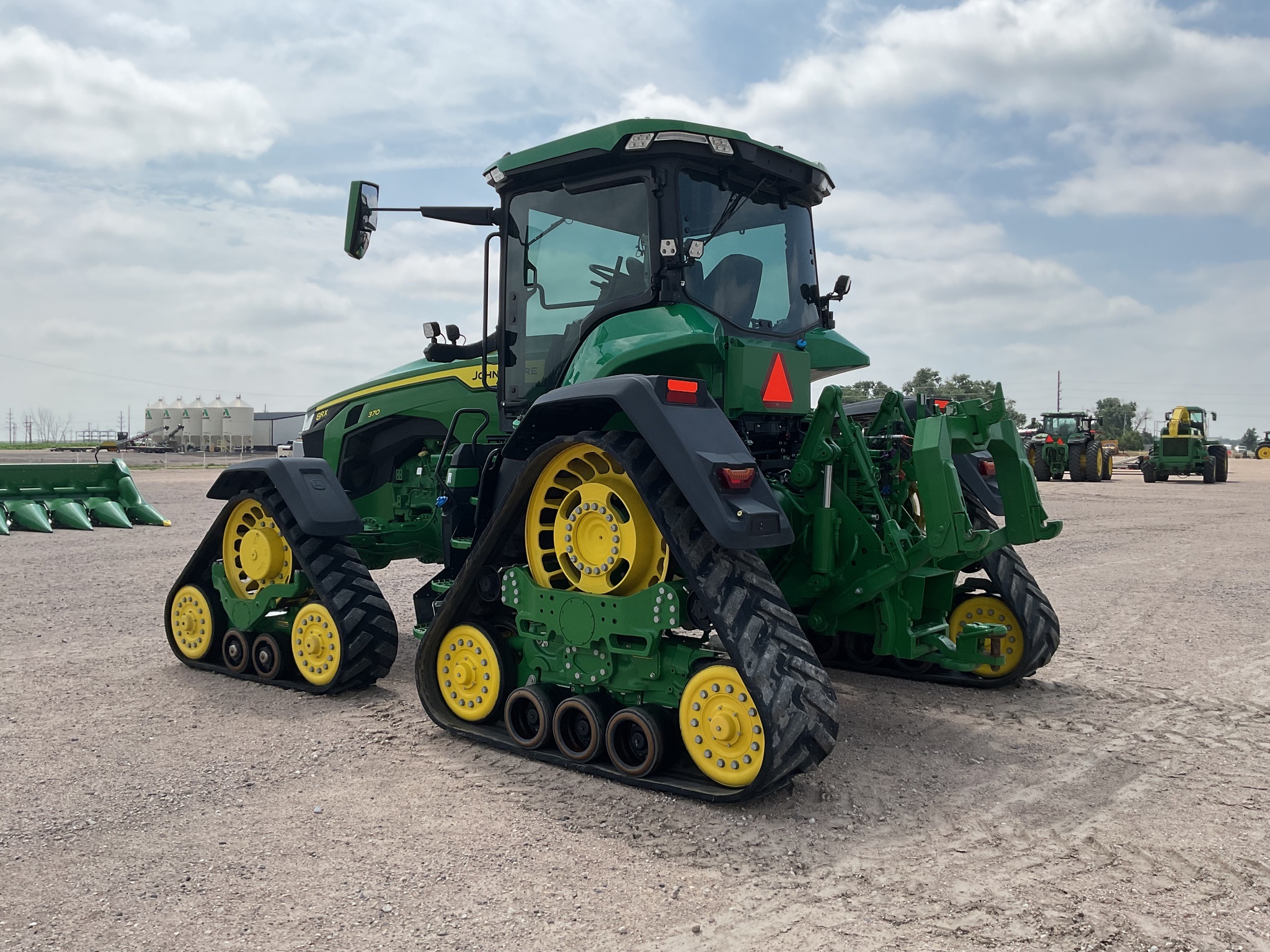2021 John Deere 8RX 370 Tractor