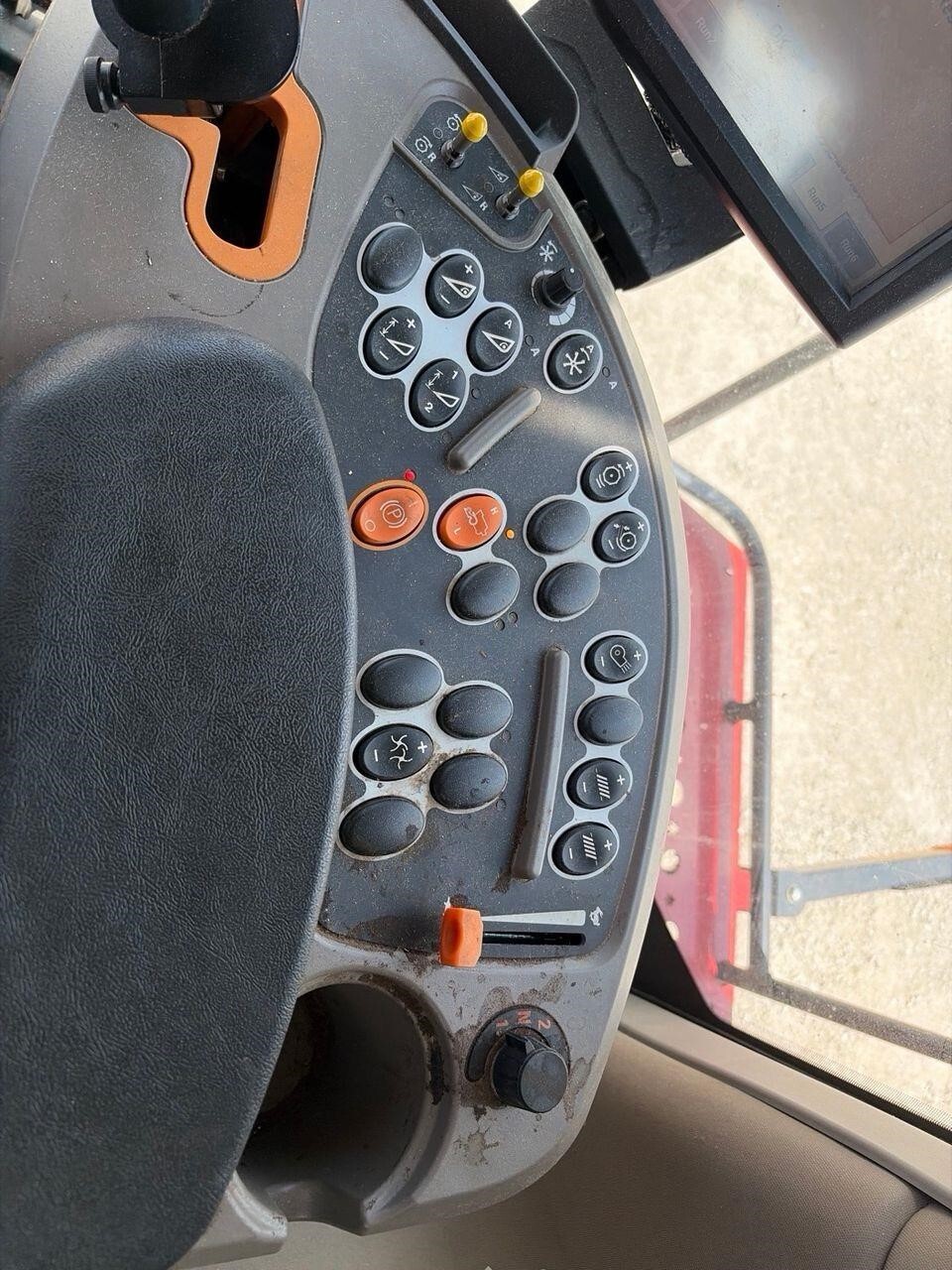 2019 Case IH 8250 Combine