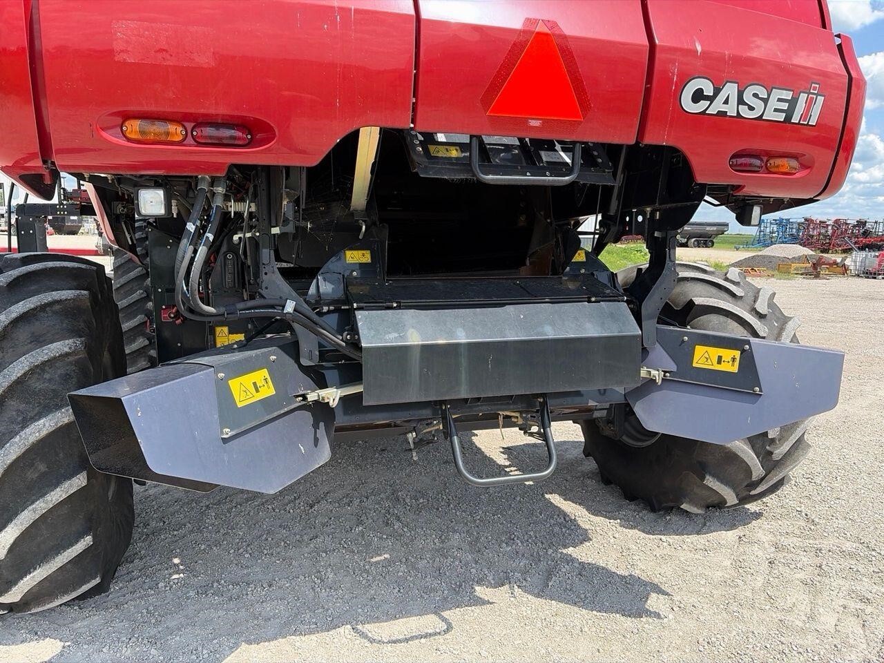 2019 Case IH 8250 Combine