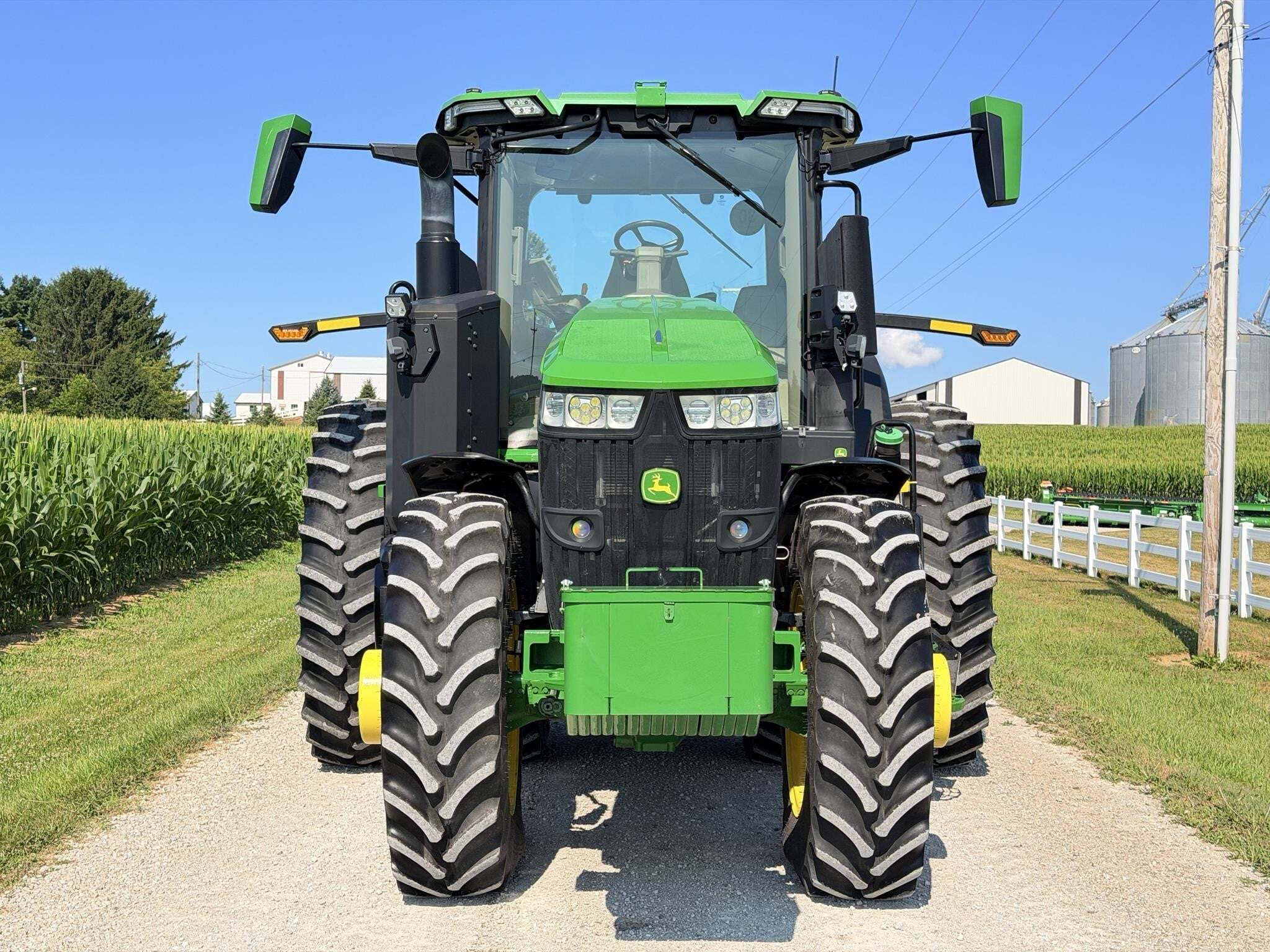 2022 John Deere 7R 330 Tractor