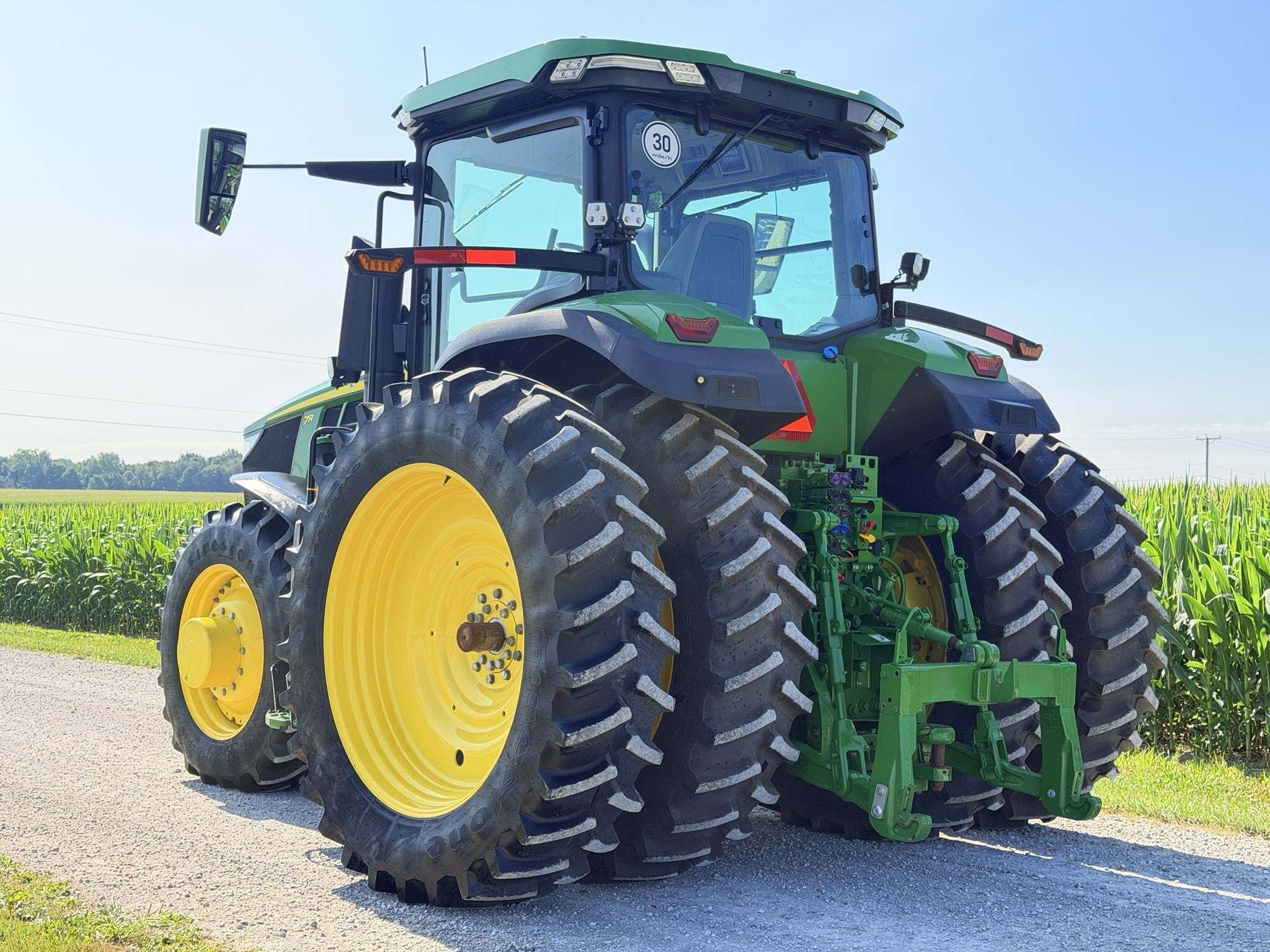 2022 John Deere 7R 330 Tractor