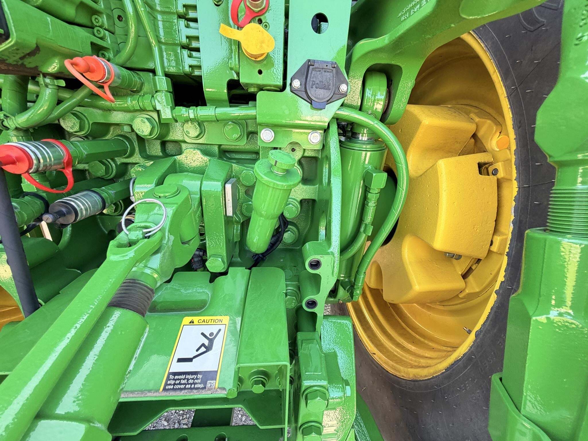 2022 John Deere 7R 330 Tractor