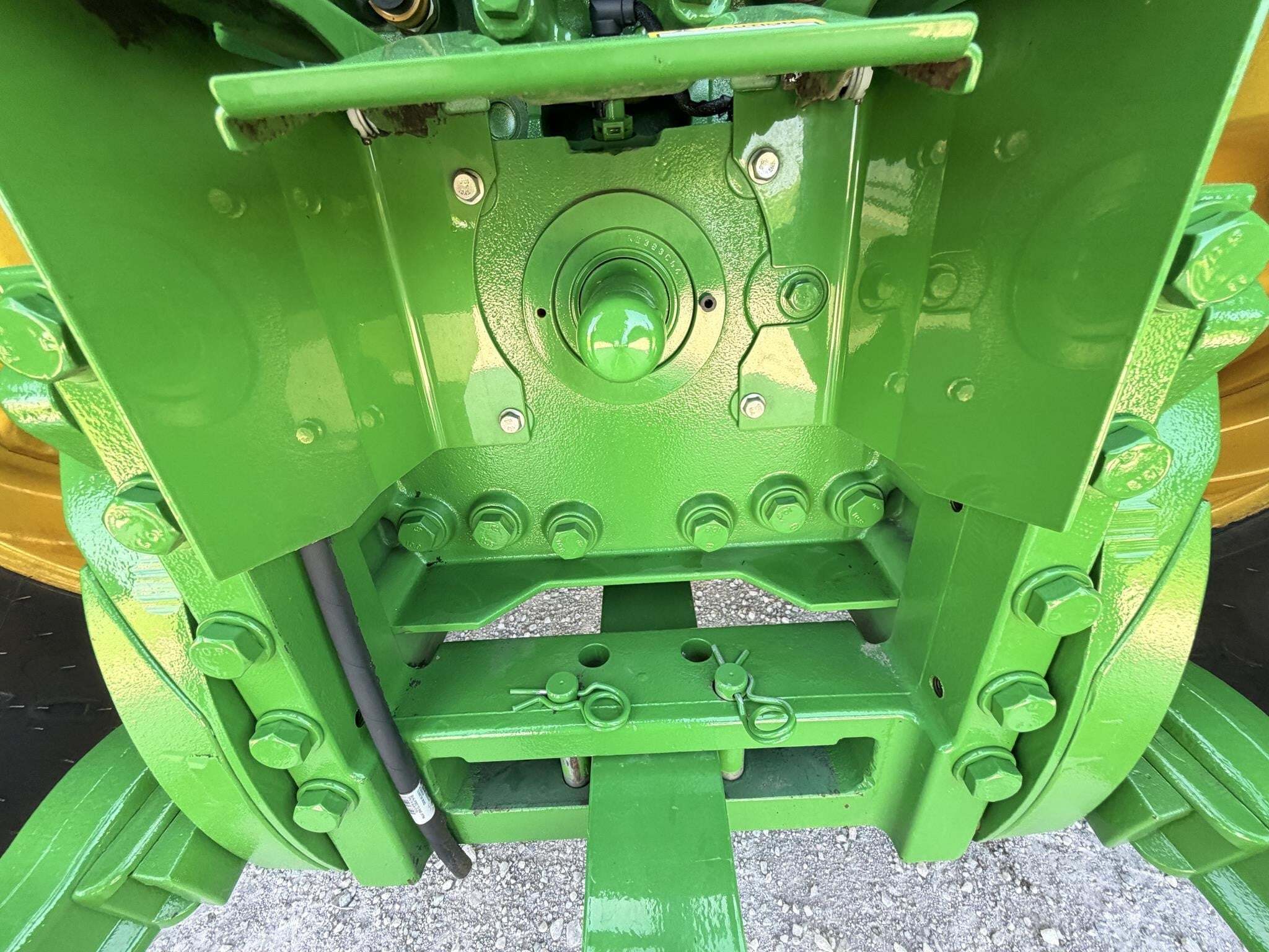 2022 John Deere 7R 330 Tractor