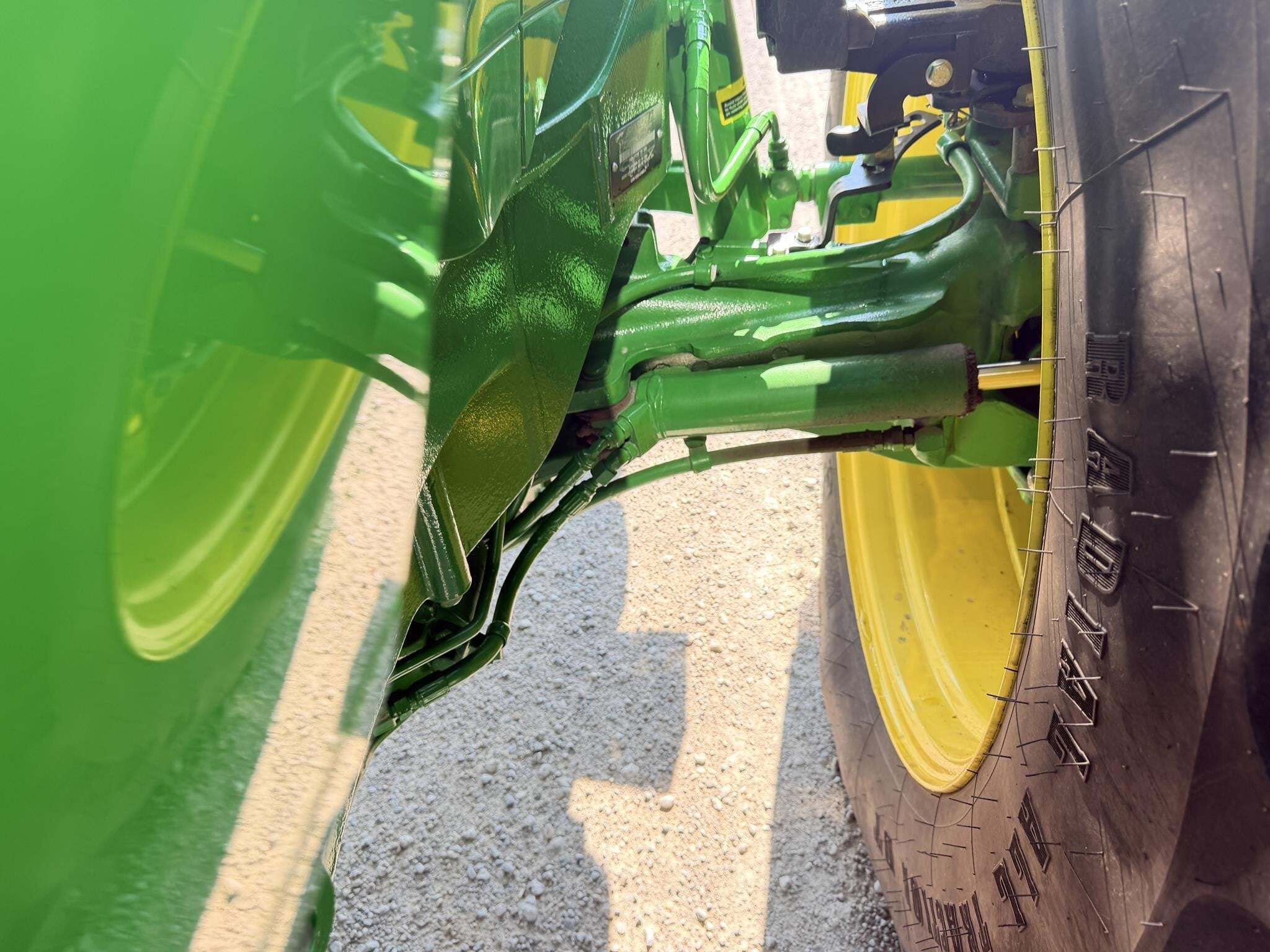 2022 John Deere 7R 330 Tractor