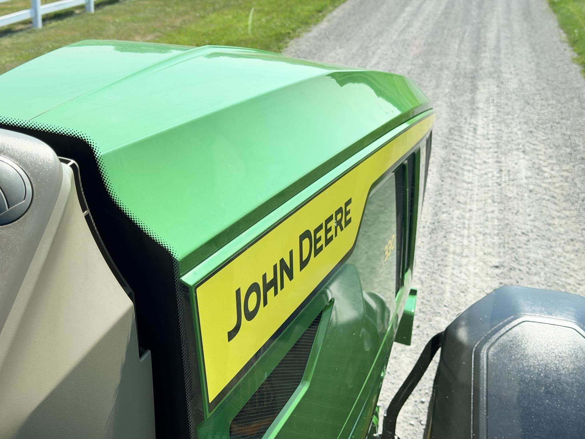 2022 John Deere 7R 330 Tractor