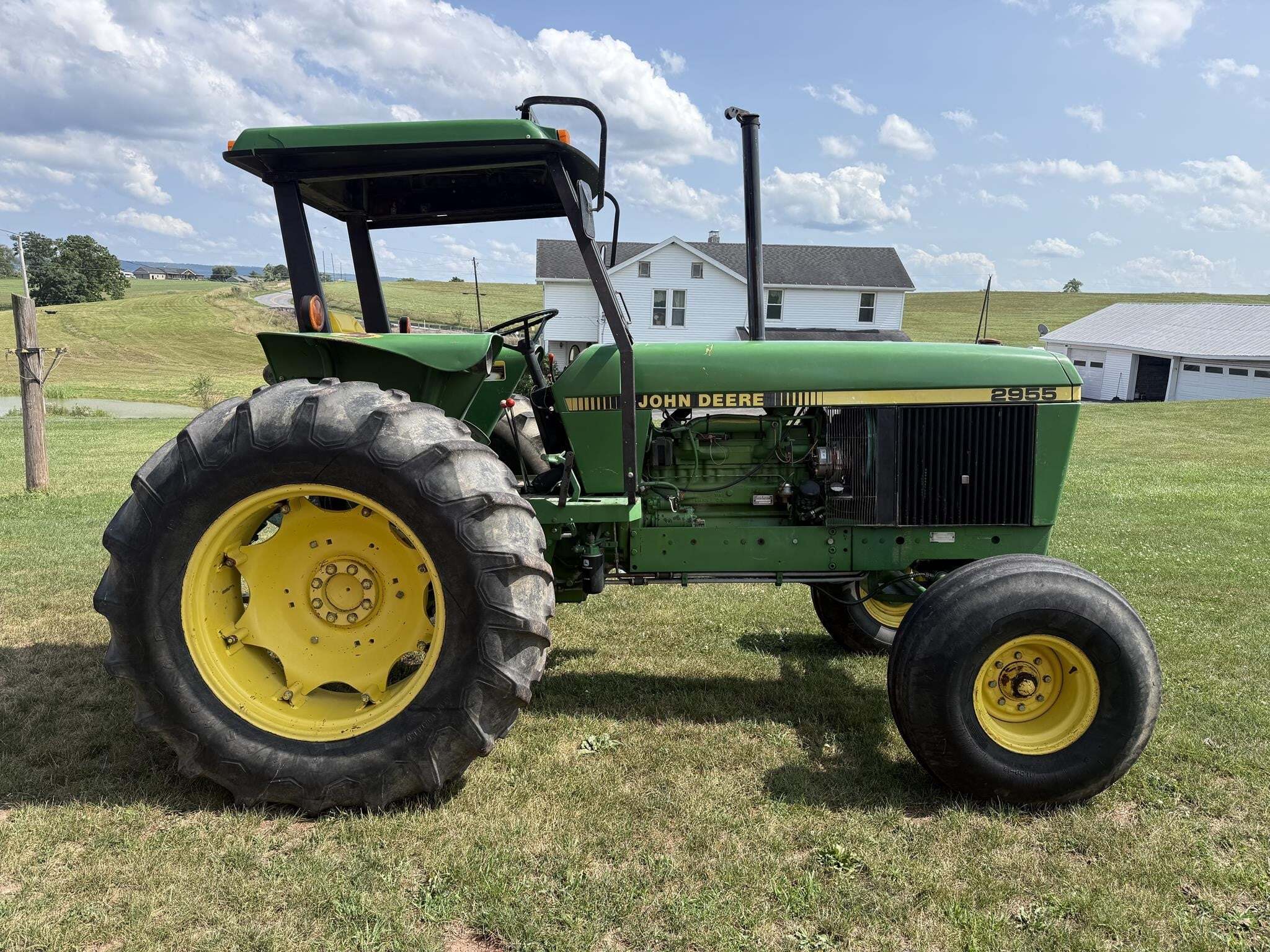 1987 John Deere 2955 Tractor