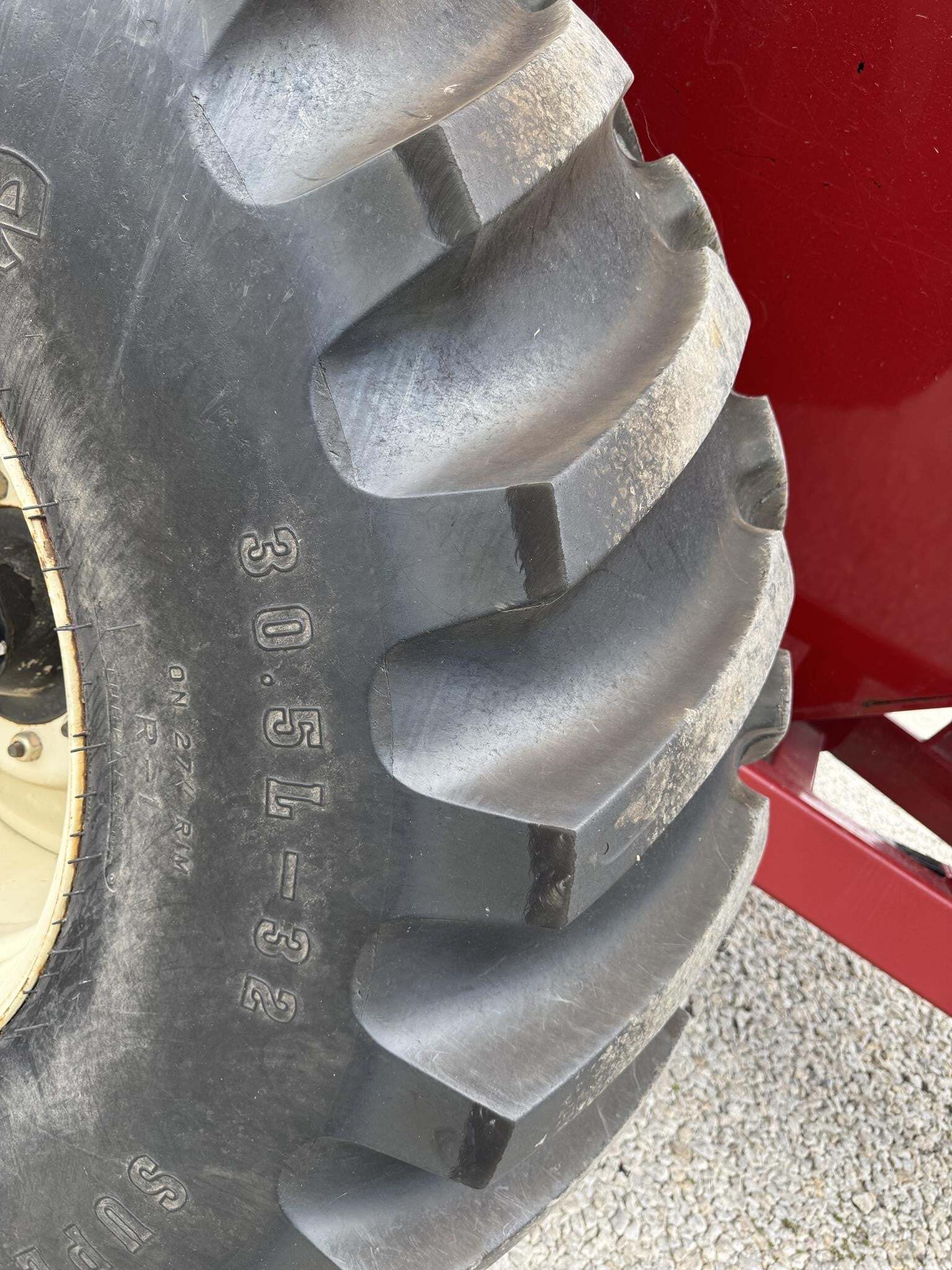  J&M 750-18 Grain Cart