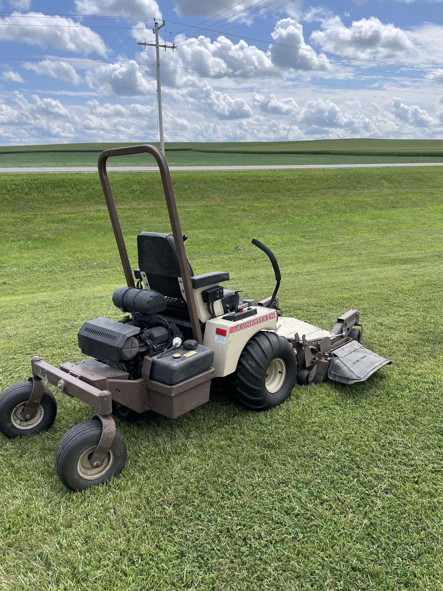 2014 Grasshopper 623T Lawn Mower