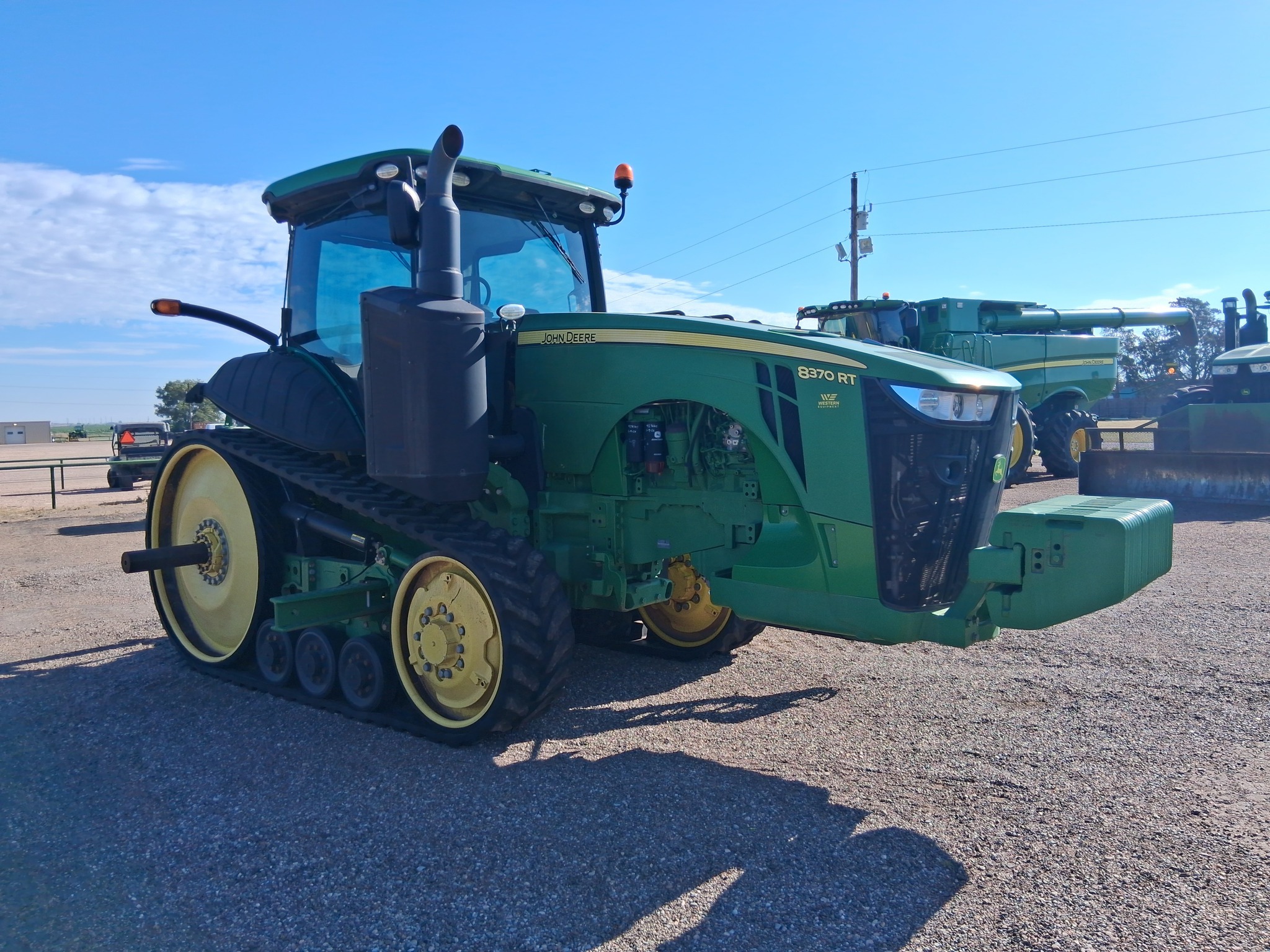 2015 John Deere 8370RT Tractor