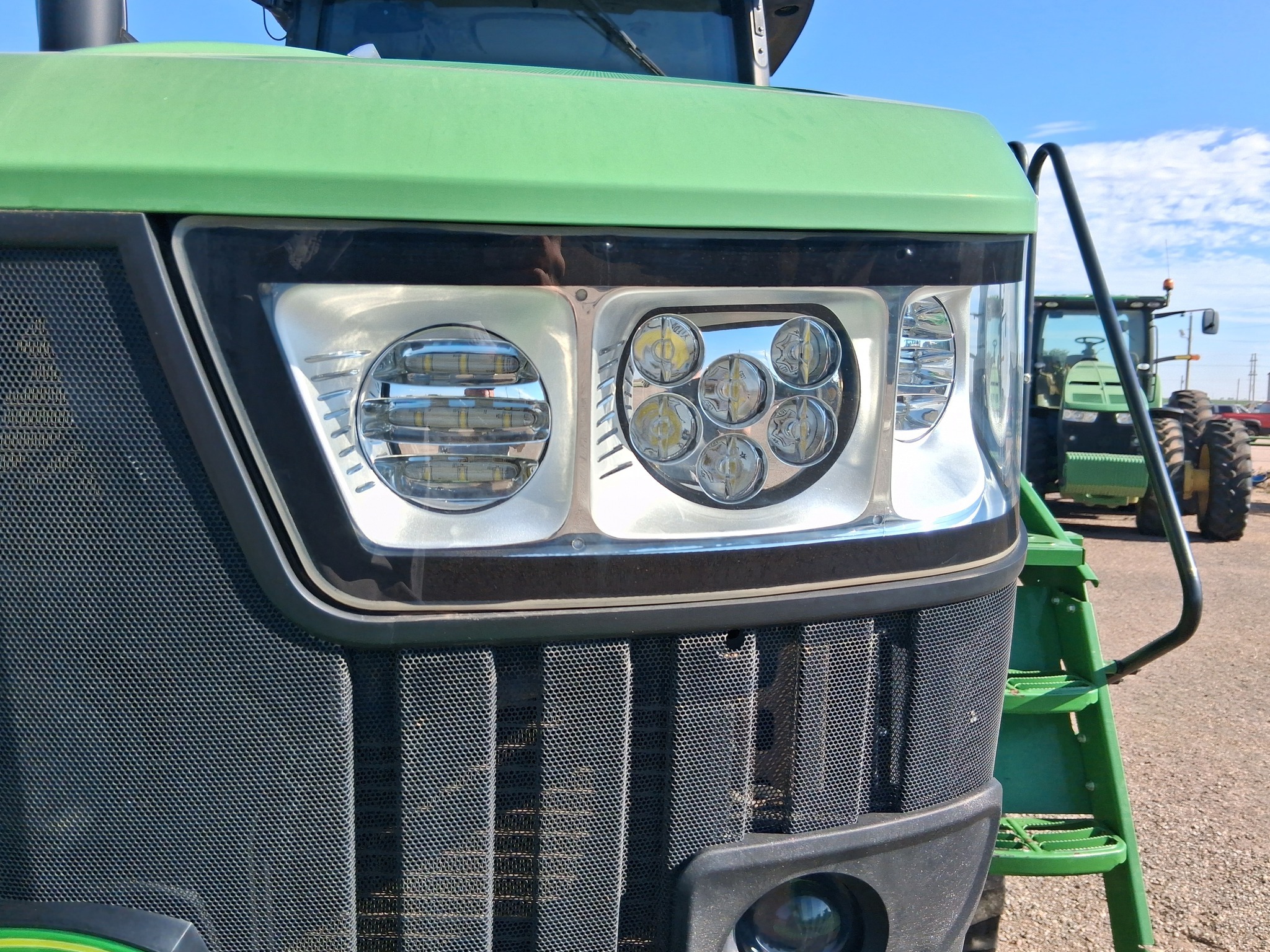 2015 John Deere 8370RT Tractor