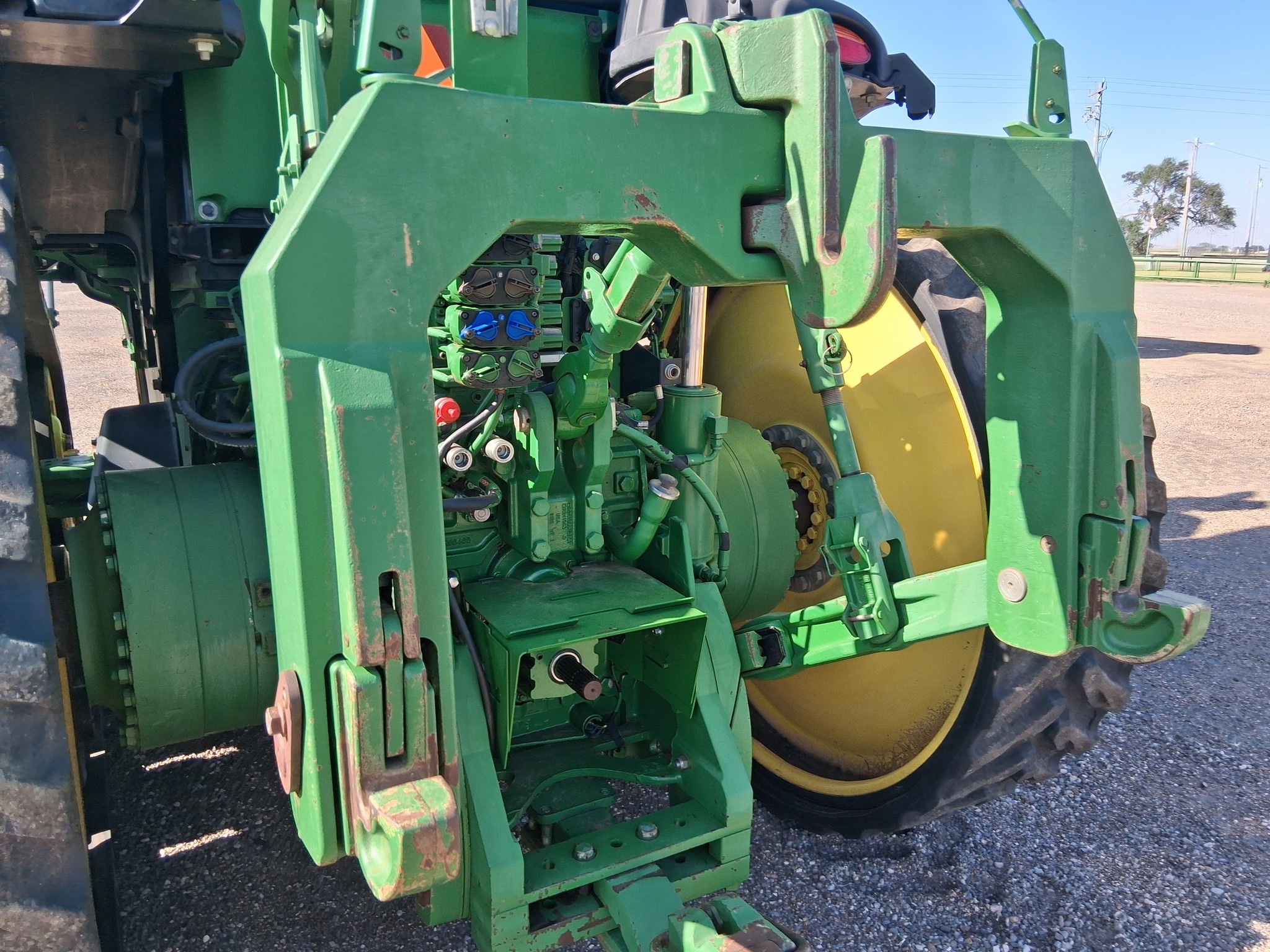 2015 John Deere 8370RT Tractor