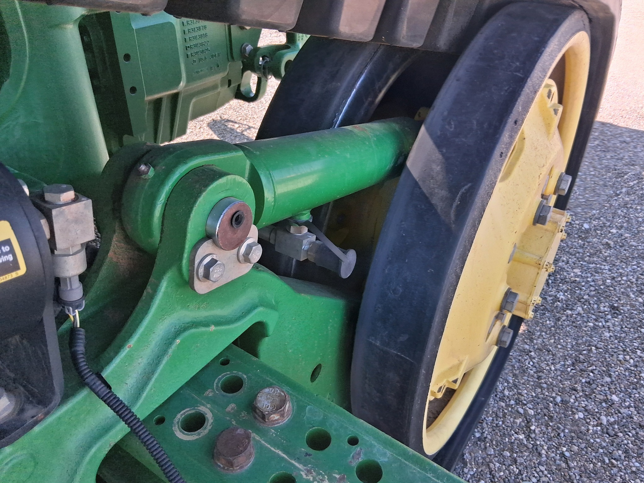2015 John Deere 8370RT Tractor