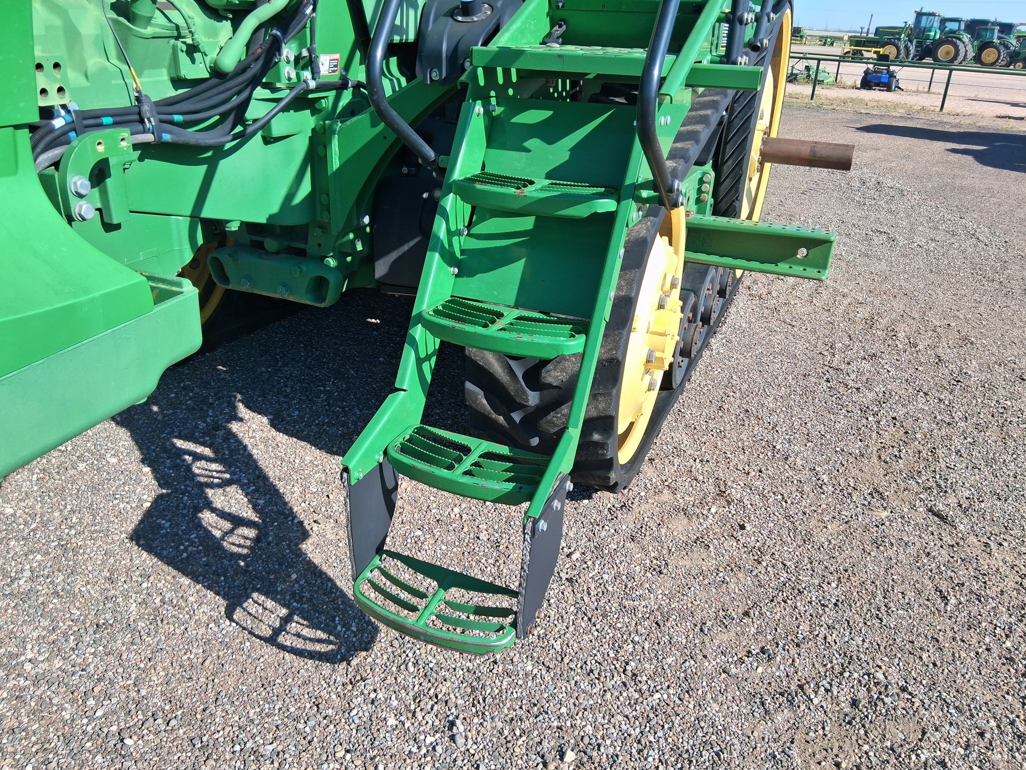 2015 John Deere 8370RT Tractor