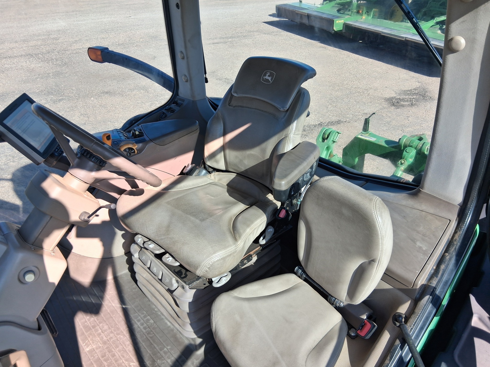 2015 John Deere 8370RT Tractor
