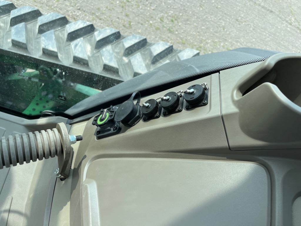 2024 John Deere 8RT 370 Tractor